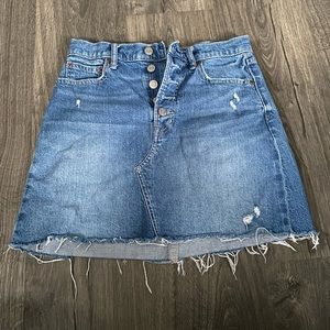 GAP Denim Distressed Mini Jean Skirt Medium Blue Wash Buttoned Fly